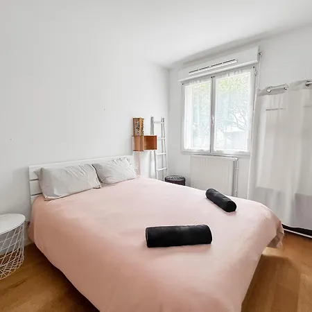 Sejour Tranquille Avec Piscine, Proche Bordeaux *