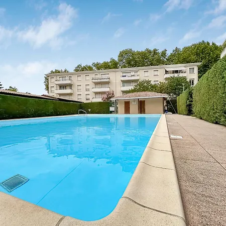 شقة Sejour Tranquille Avec Piscine, Proche Bordeaux بلانكفور