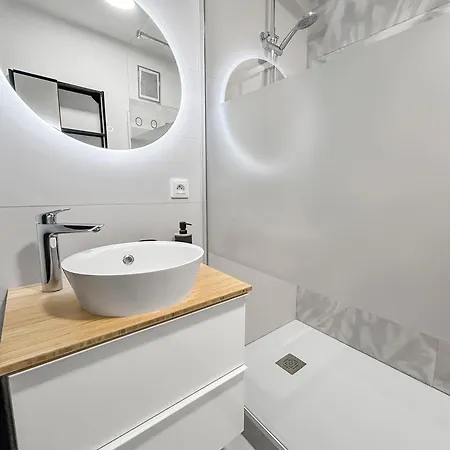 Sejour Tranquille Avec Piscine, Proche Bordeaux * بلانكفور