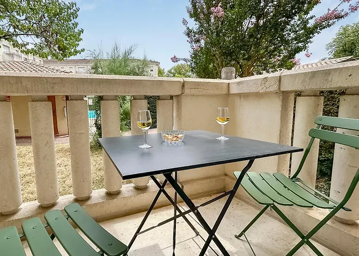 Sejour Tranquille Avec Piscine, Proche Bordeaux *