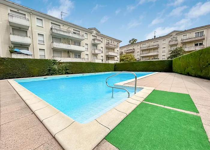 Sejour Tranquille Avec Piscine, Proche Bordeaux * 블랑크포르