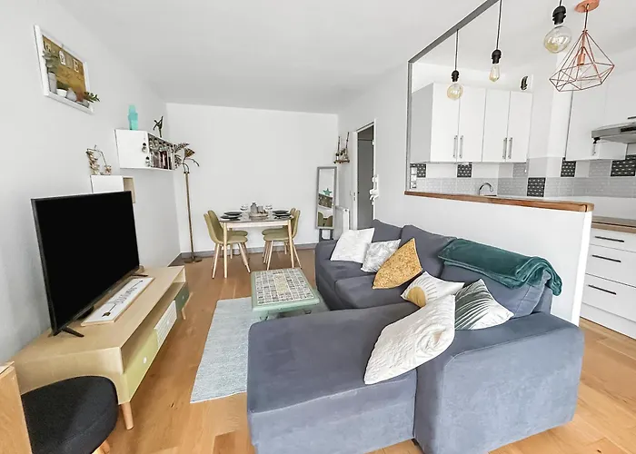 아파트 Sejour Tranquille Avec Piscine, Proche Bordeaux 블랑크포르